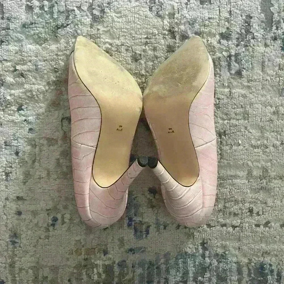 Like New Attitude pump by Jay Manuel size  9 - Picture 6 of 10